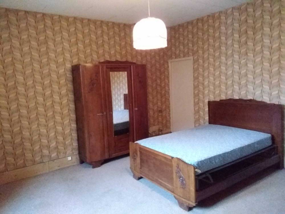 Appartement-4-pieces-seveux-chambre